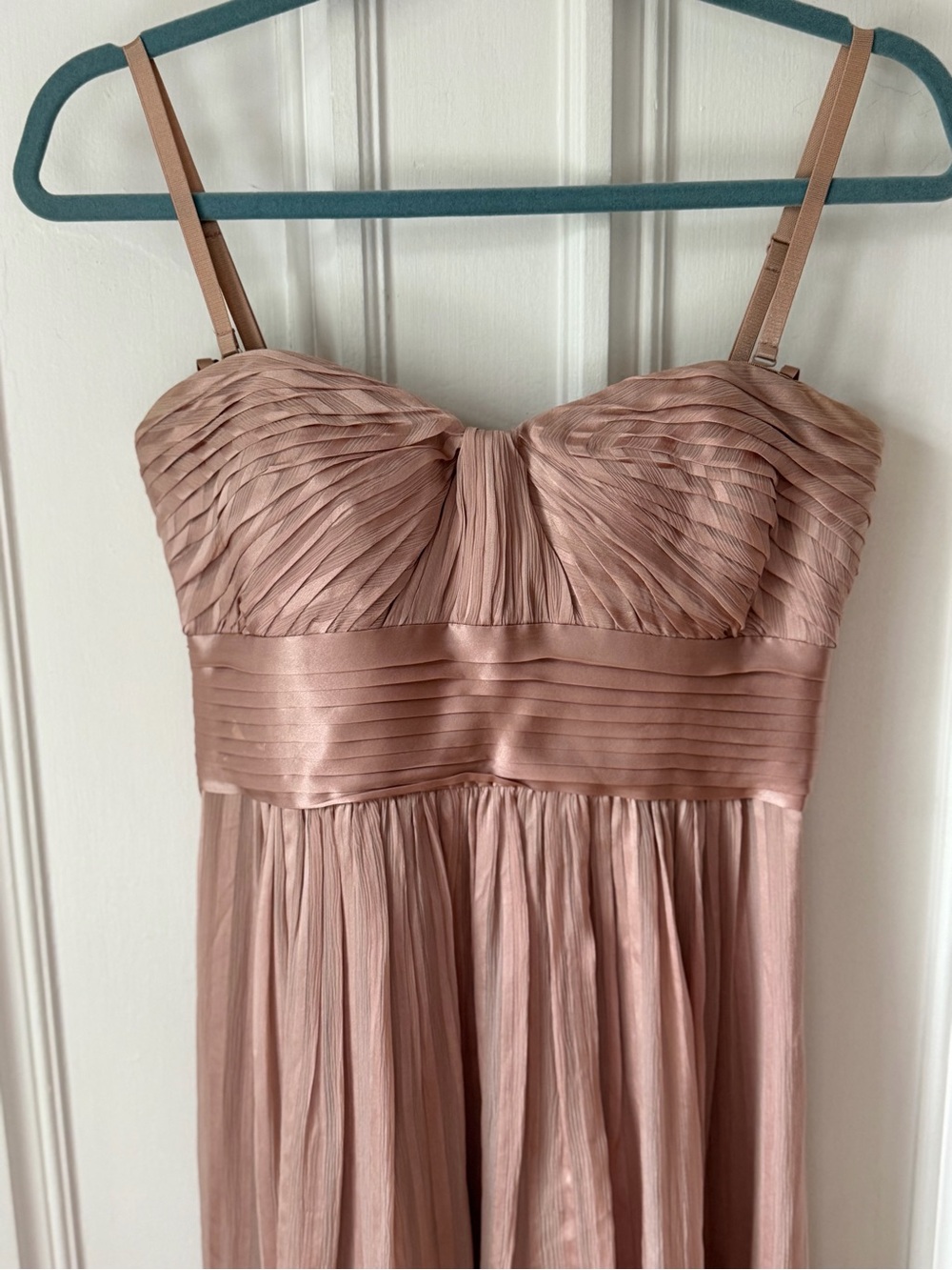 BCBG Max Azria Alicia Silk Charmeuse Dress Antique Blush Pink Size 6 - Picture 3 of 10